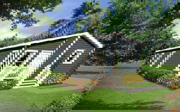 Cm-8523k exterior, hero, and elevation home features