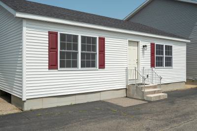 NE-622 Exterior