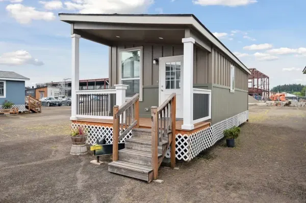Shore park 3200 exterior, hero, and elevation home features