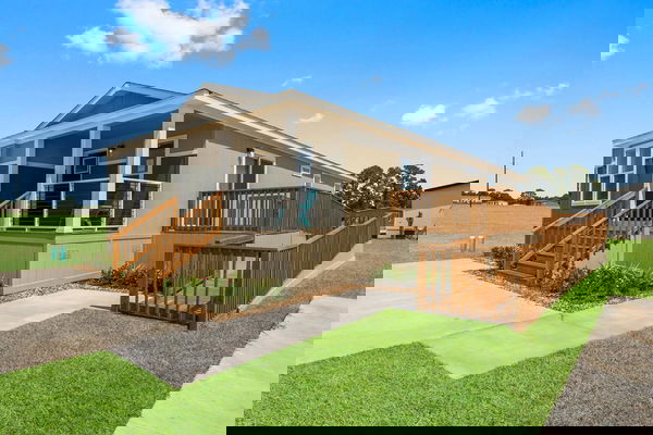 Titan extreme 2856h exterior, hero, and elevation home features