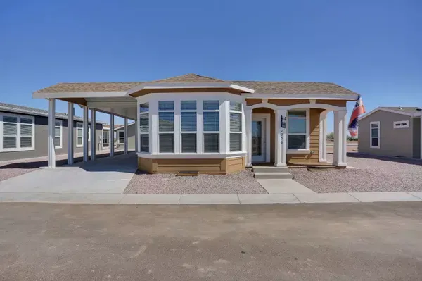 Af2849x hero, elevation, and exterior home features