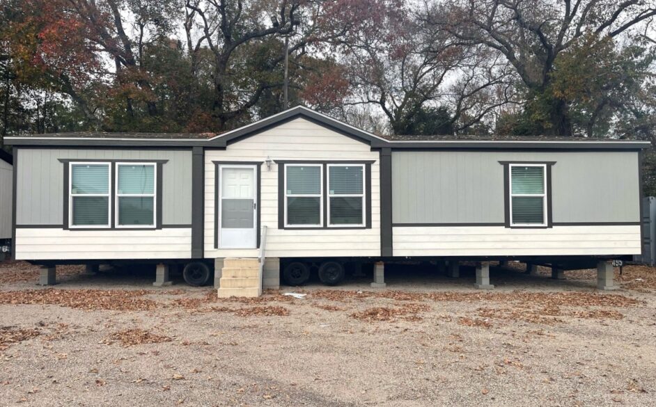 Magnificent Seven 2320 Exterior