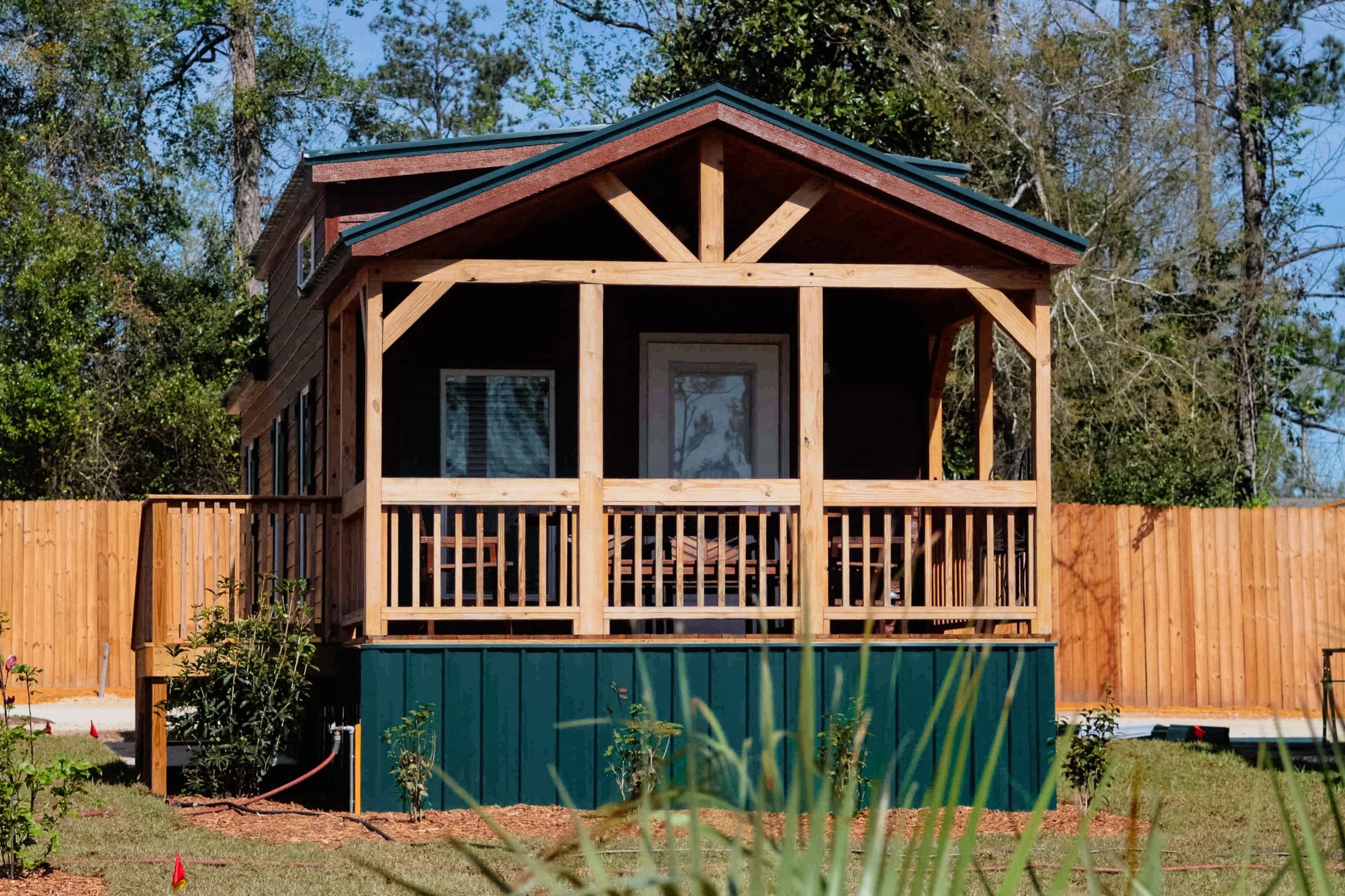 Trailhead| 4B 126 Exterior