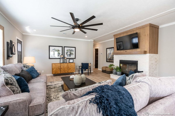 The shades creek hero and interior home features