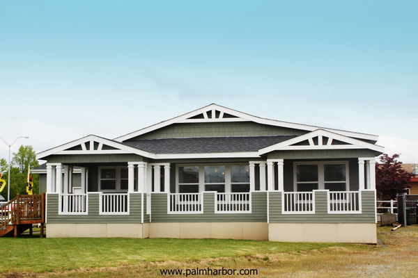 Mt bachelor 42483a hero, elevation, and exterior home features