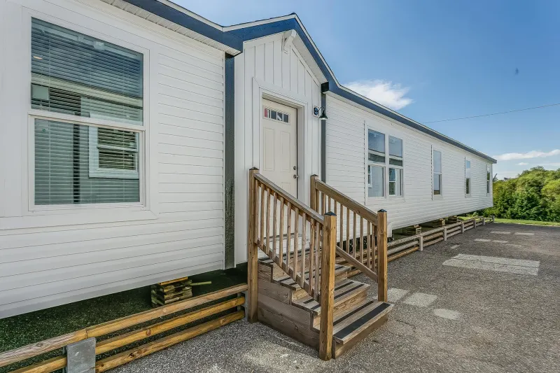 Prairie Dune 8978 Exterior