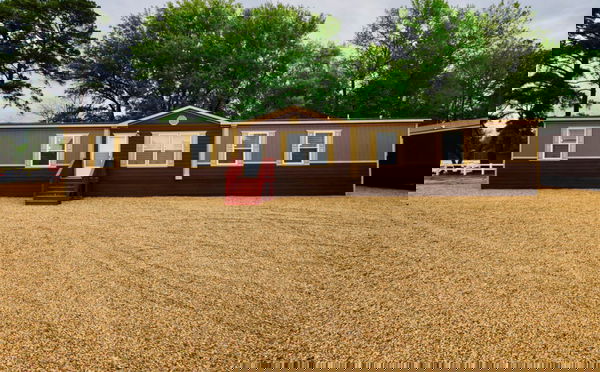Rifleman 3240 hero, elevation, and exterior home features