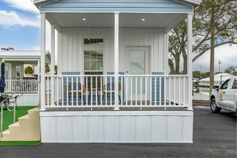 Legend 1438513 Exterior