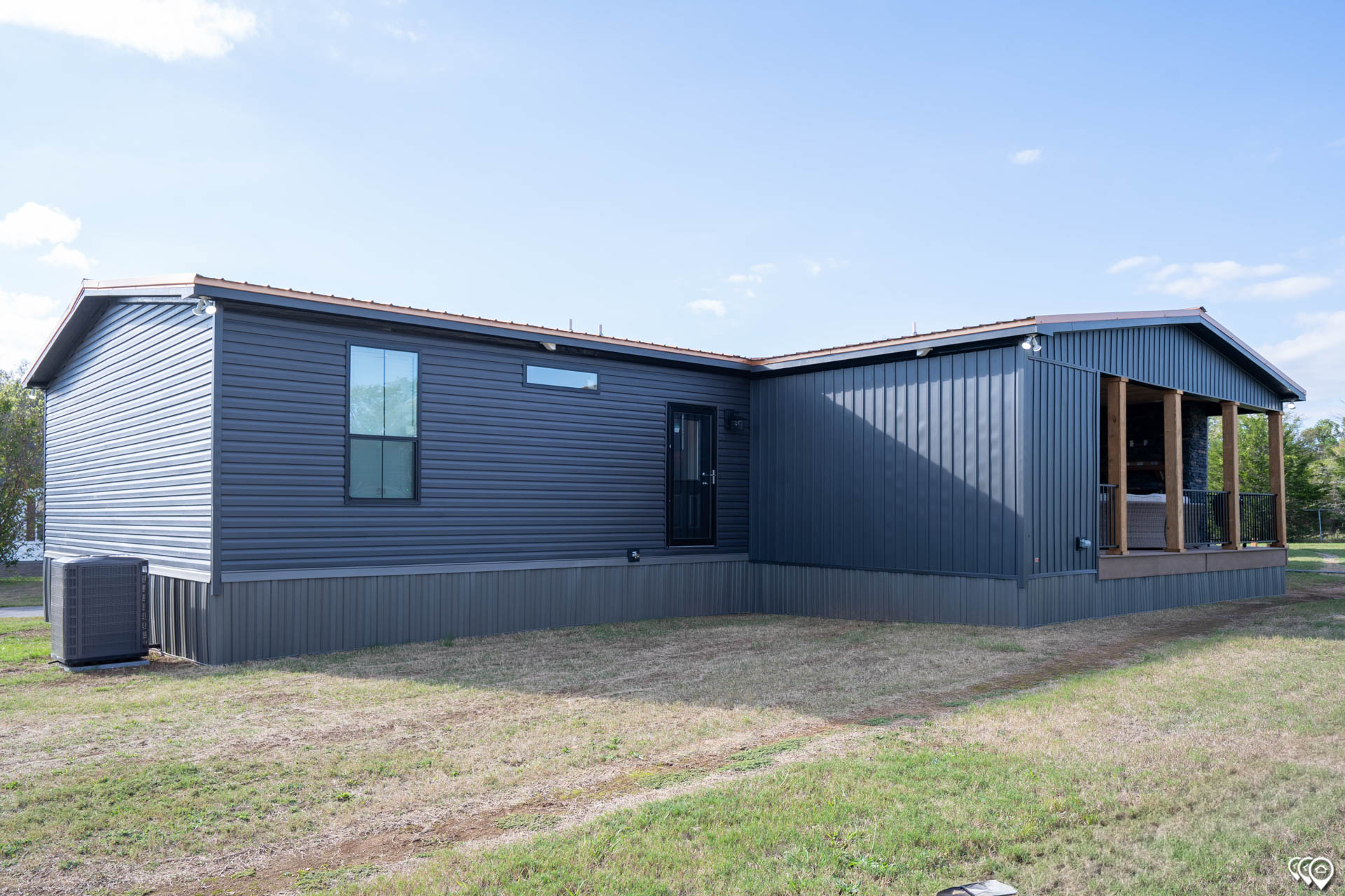 The Lost Creek Exterior