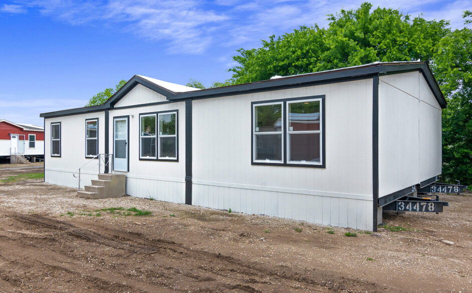Corral 2354 Exterior