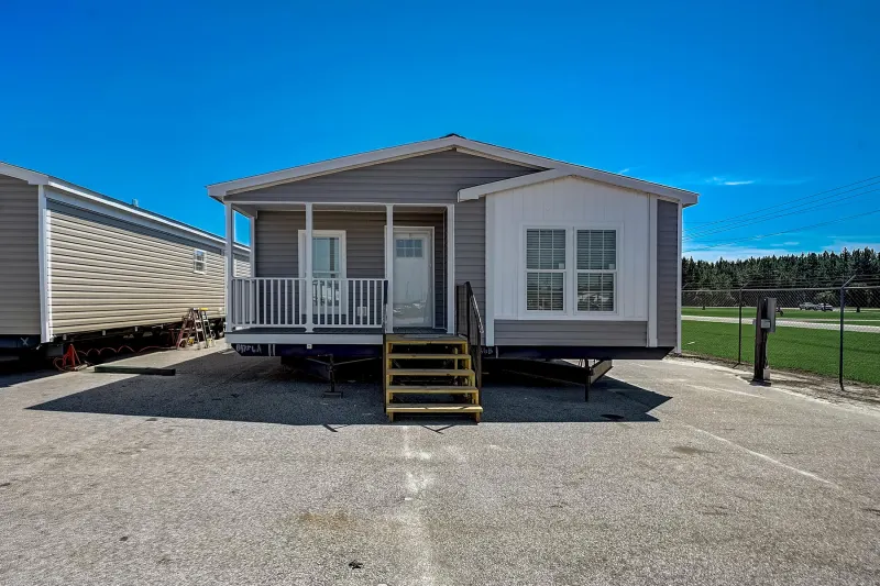 Champion Community 2856443 Exterior