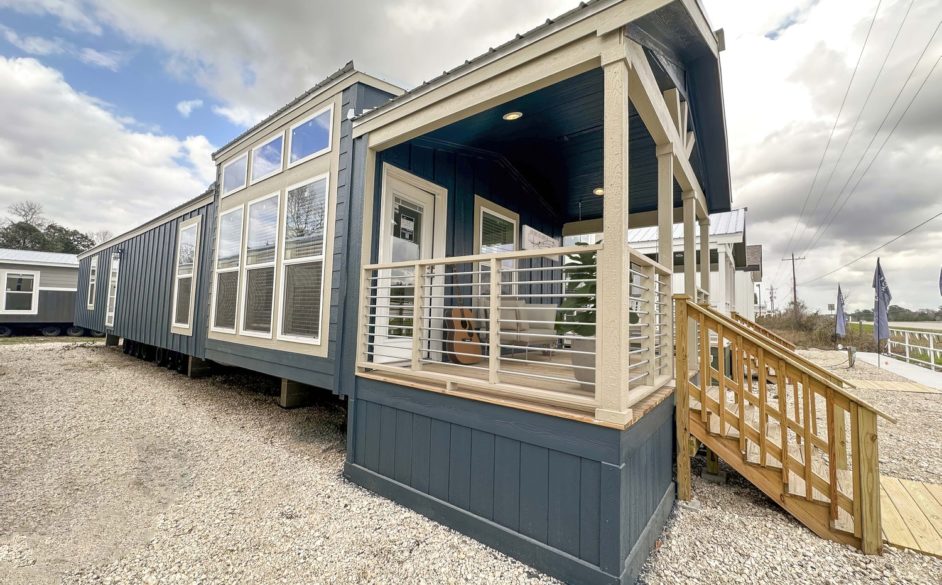 Robin D56EP8 Exterior