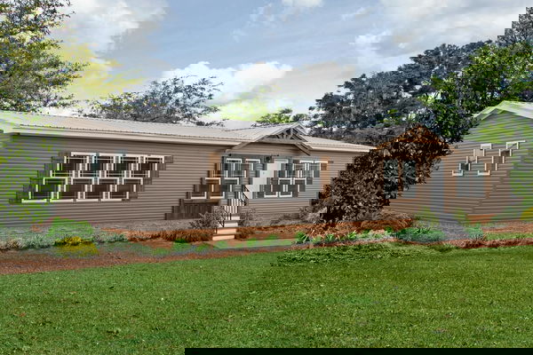 Ahaveh den hero, elevation, and exterior home features