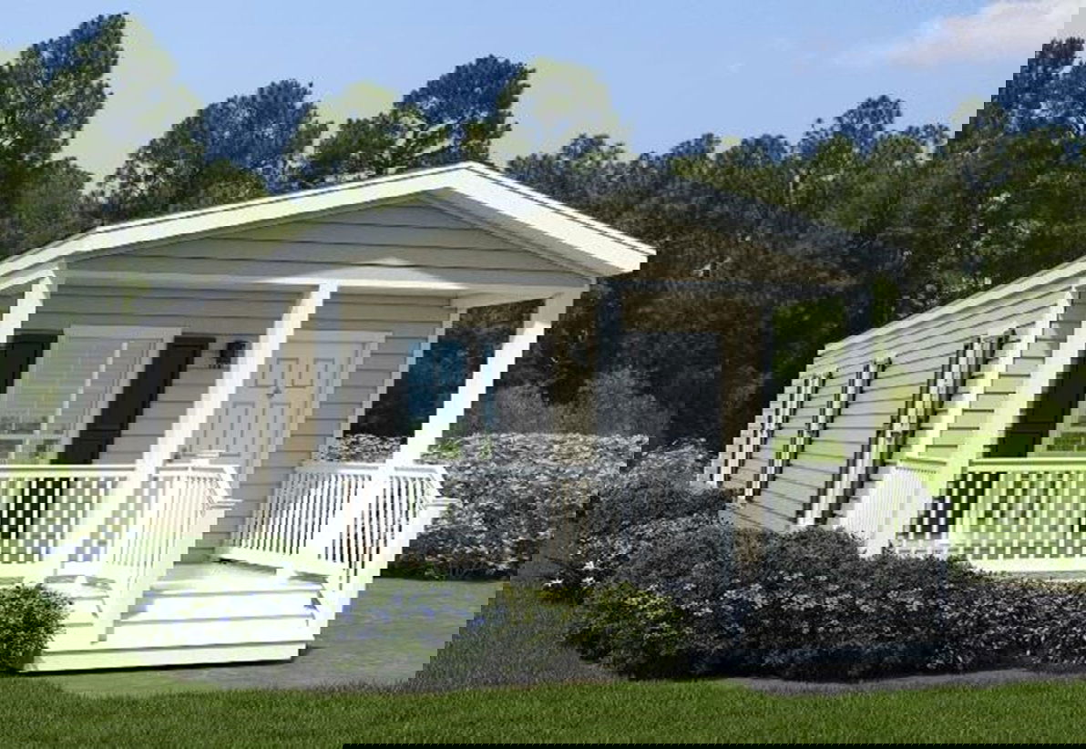 Thompson Exterior