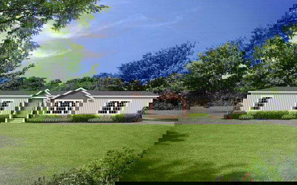 Innovation 3276r hero, elevation, and exterior home features