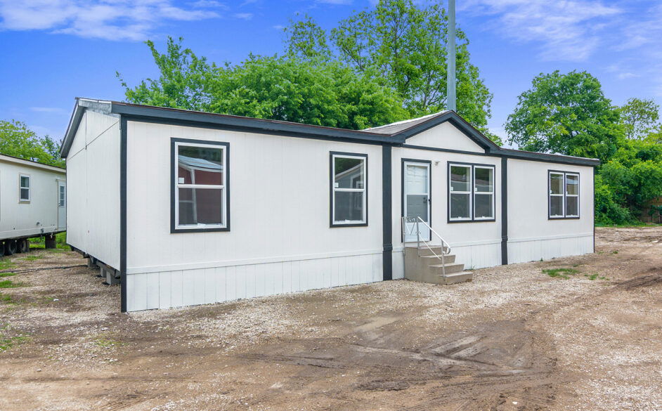 Corral 2354 Exterior