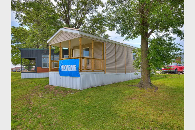 Prairie Dune 8312 Exterior