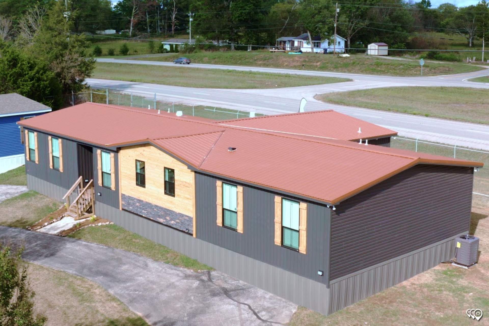 The Lost Creek Exterior